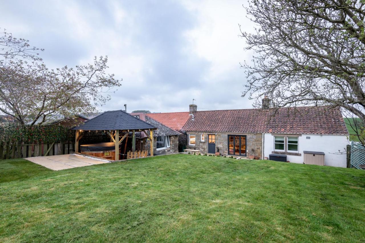 East Cottage * Wood Burning Hot Tub * Garden سانت أندروز المظهر الخارجي الصورة